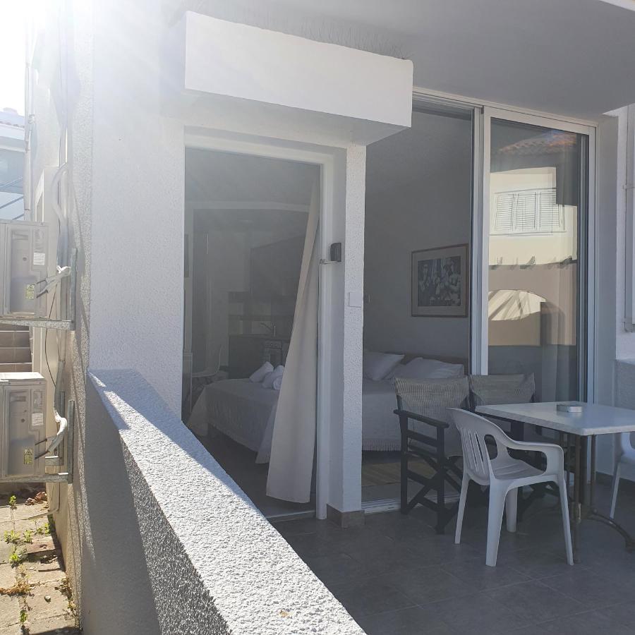 Emilia 10 Apartament *